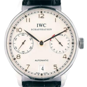 Cette société a été fondée en combinant la tradition horlogère suisse avec les techniques de production américaines. IWC fabrique quelques-unes des meilleures montres du marché comme les collections Portugieser, Ingenieur et Aquatimer.
